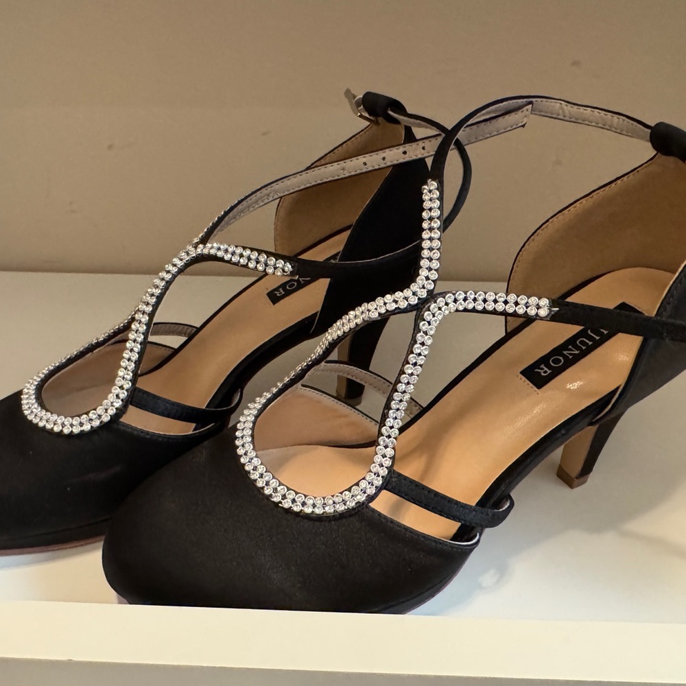 Elegant Black Rhinestone Heels